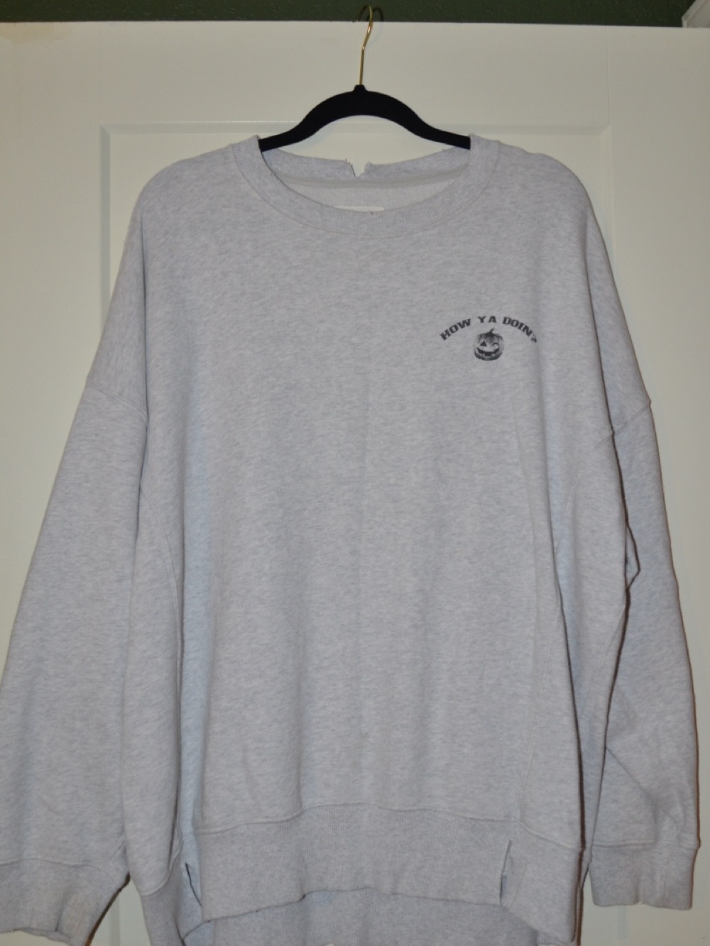Women’s Light Gray Crewneck Sweatshirt - How Ya Doin'?